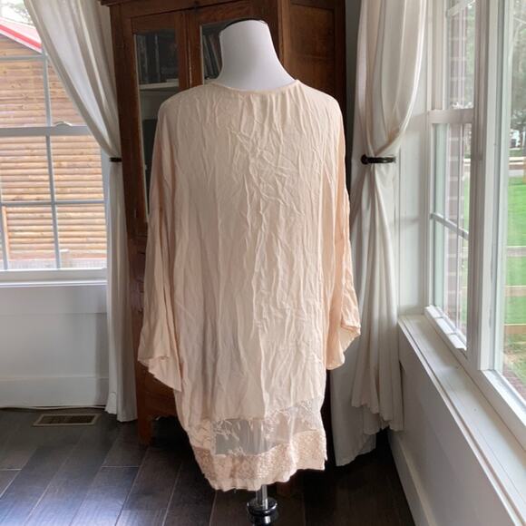 Forever 21 Blush Pink and Lace Cover Up, Size M - Picture 5 of 6